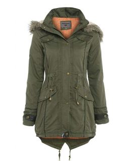  Fishtail Parka with Hood (Curve)